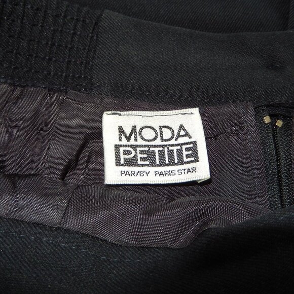 Skirt - Picture 3 of 3